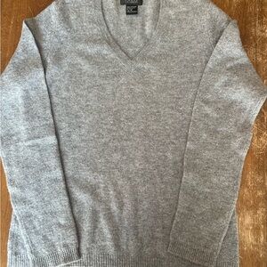Forte Cashmere Light Gray V-Neck Sweater